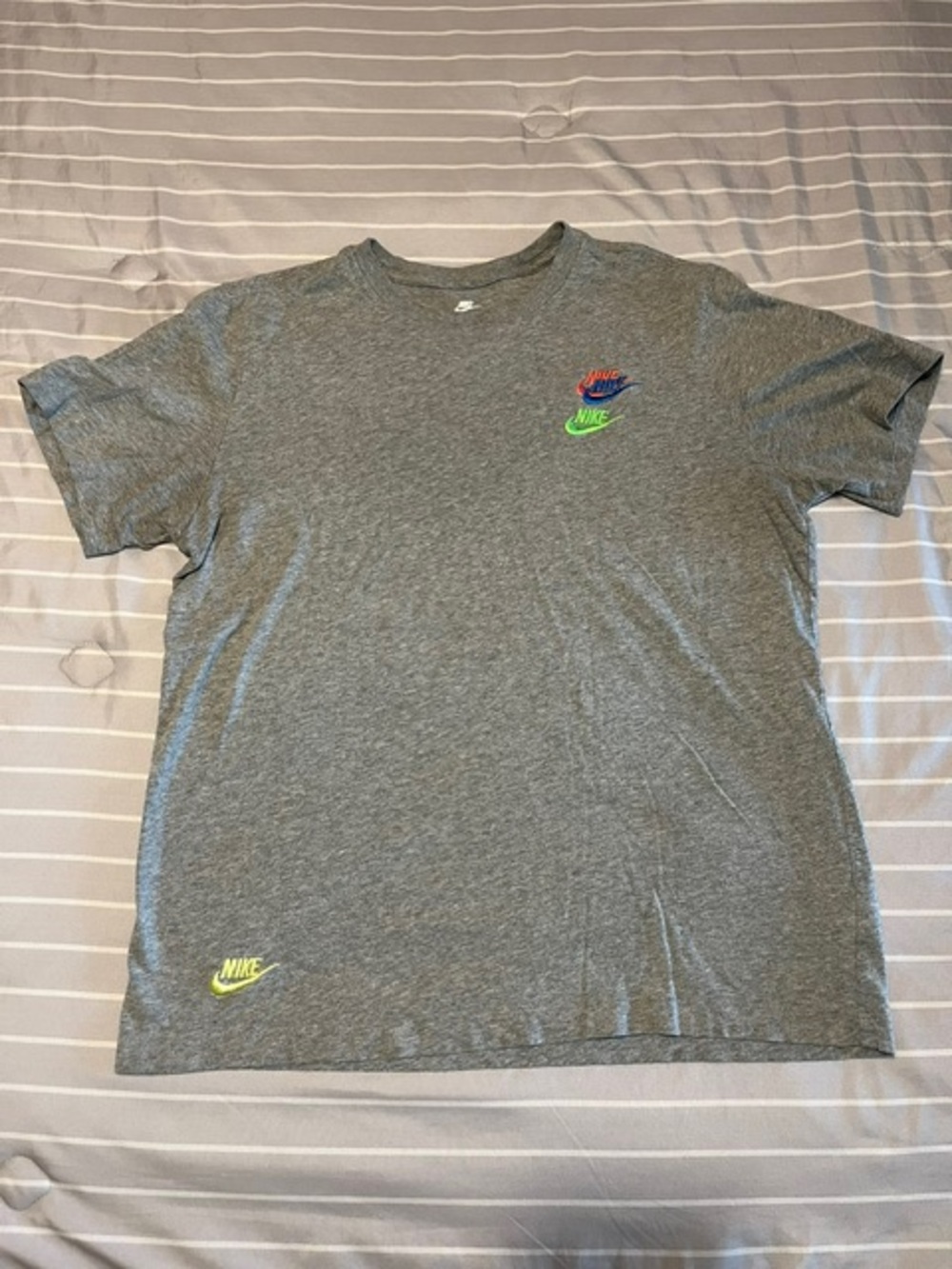 Nike Men’s Gray Short-Sleeve Tee with Neon Green & Multicolor Logos